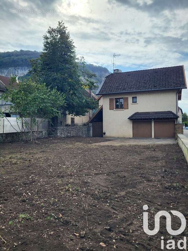 Photo 3 - Maison à SERRIERES-DE-BRIORD