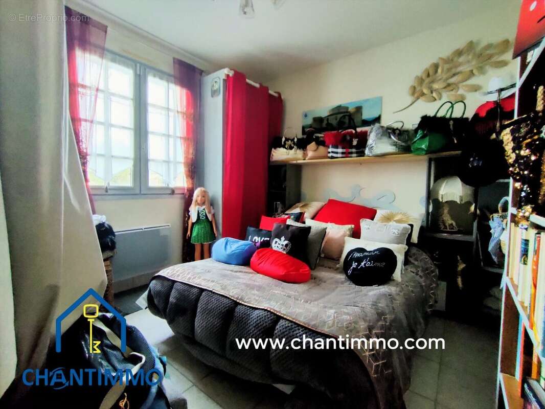 Maison à LA CAILLERE-SAINT-HILAIRE