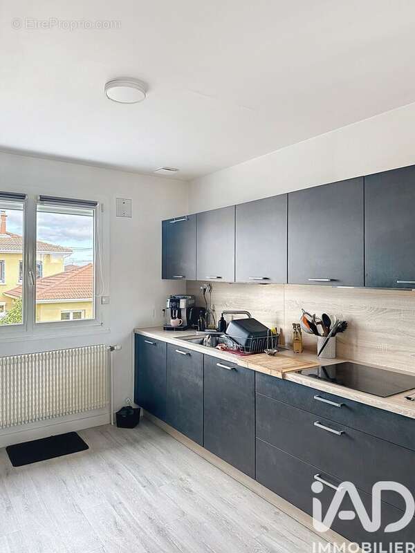 Photo 5 - Maison à MEYZIEU