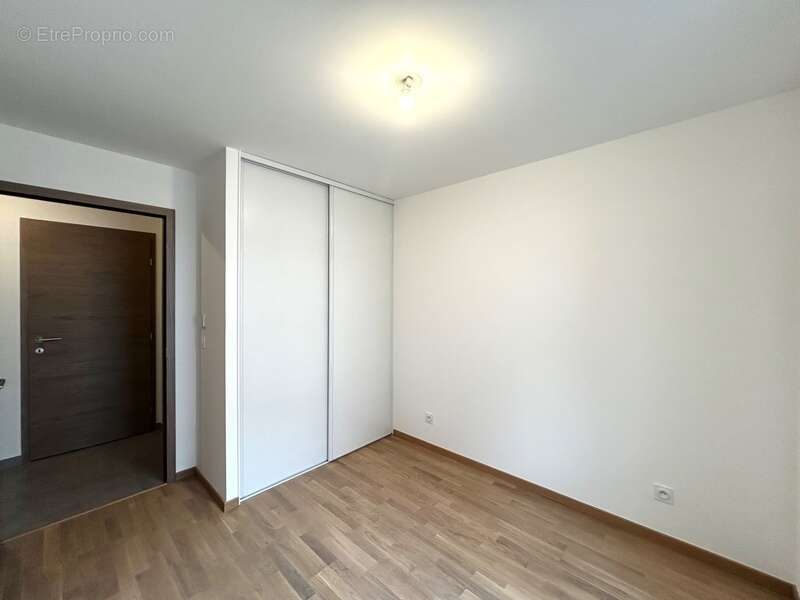 Appartement à vendre 3 pièces ANNEMASSE (74) - photo 4