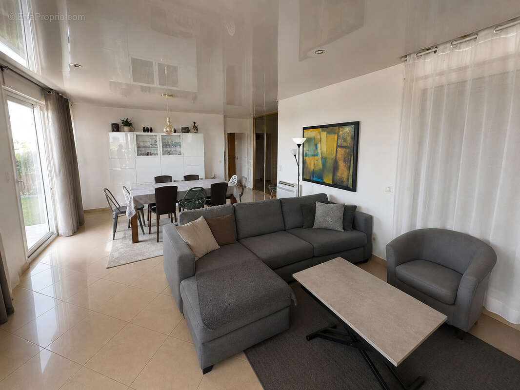 Spécial investisseur   Appartement T4 avec terrasse et garage double à Bruges - photo 3