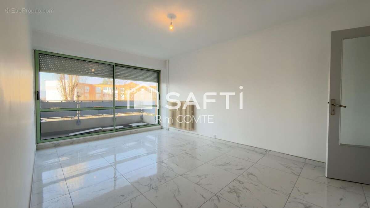 Photo 2 - Appartement à LE PEAGE-DE-ROUSSILLON