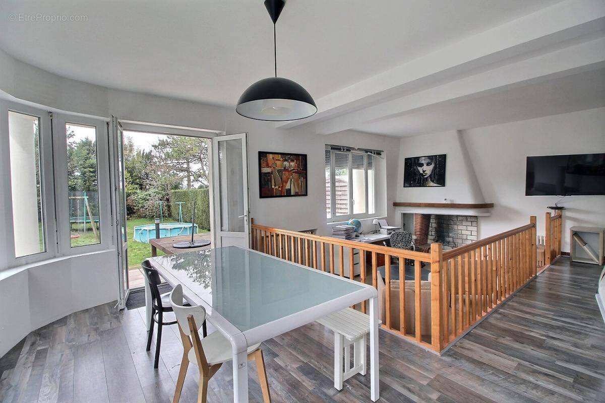 Maison à SAINT-SULPICE-DE-ROYAN