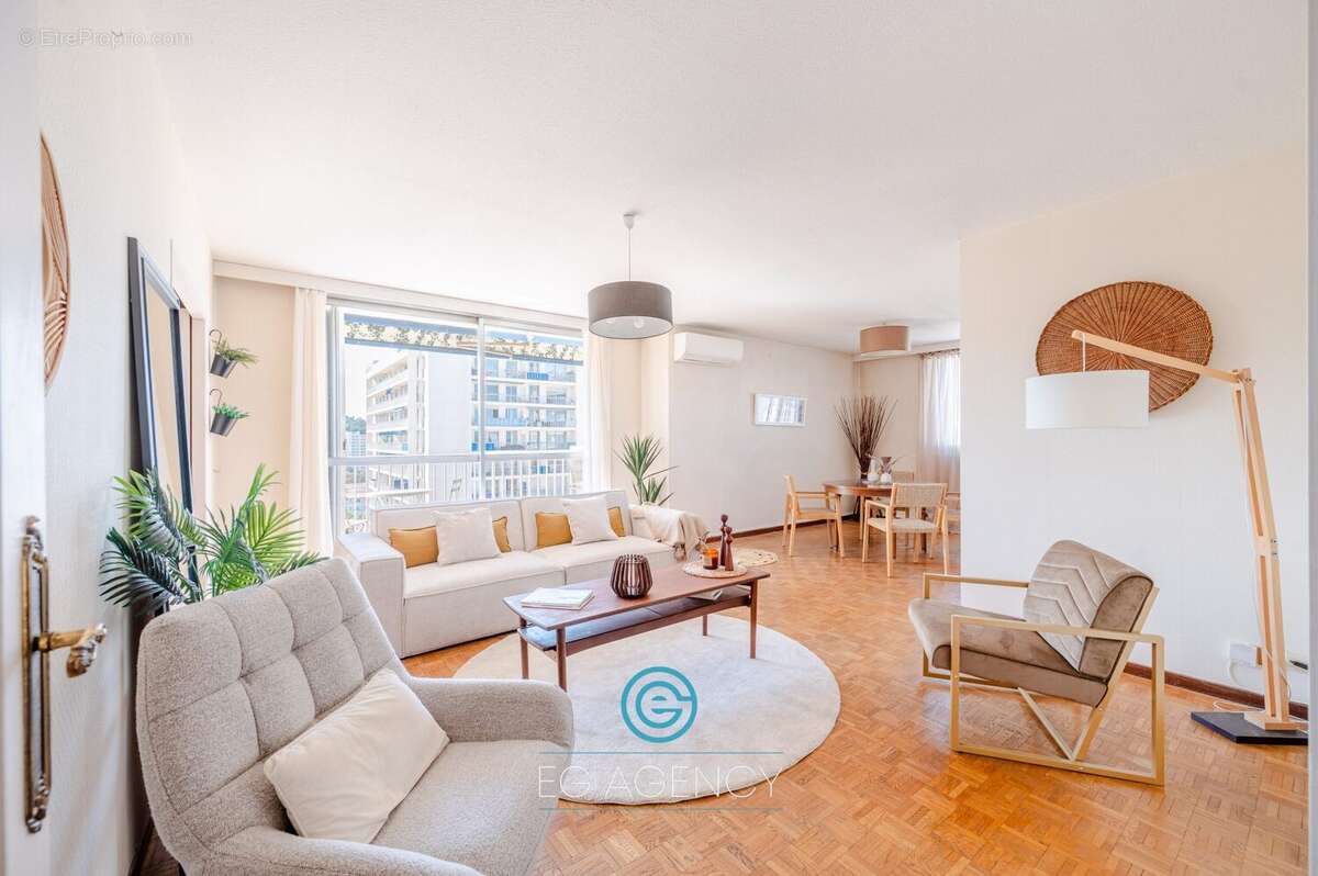 Appartement 90 m² à Marseille-9e  - photo 4