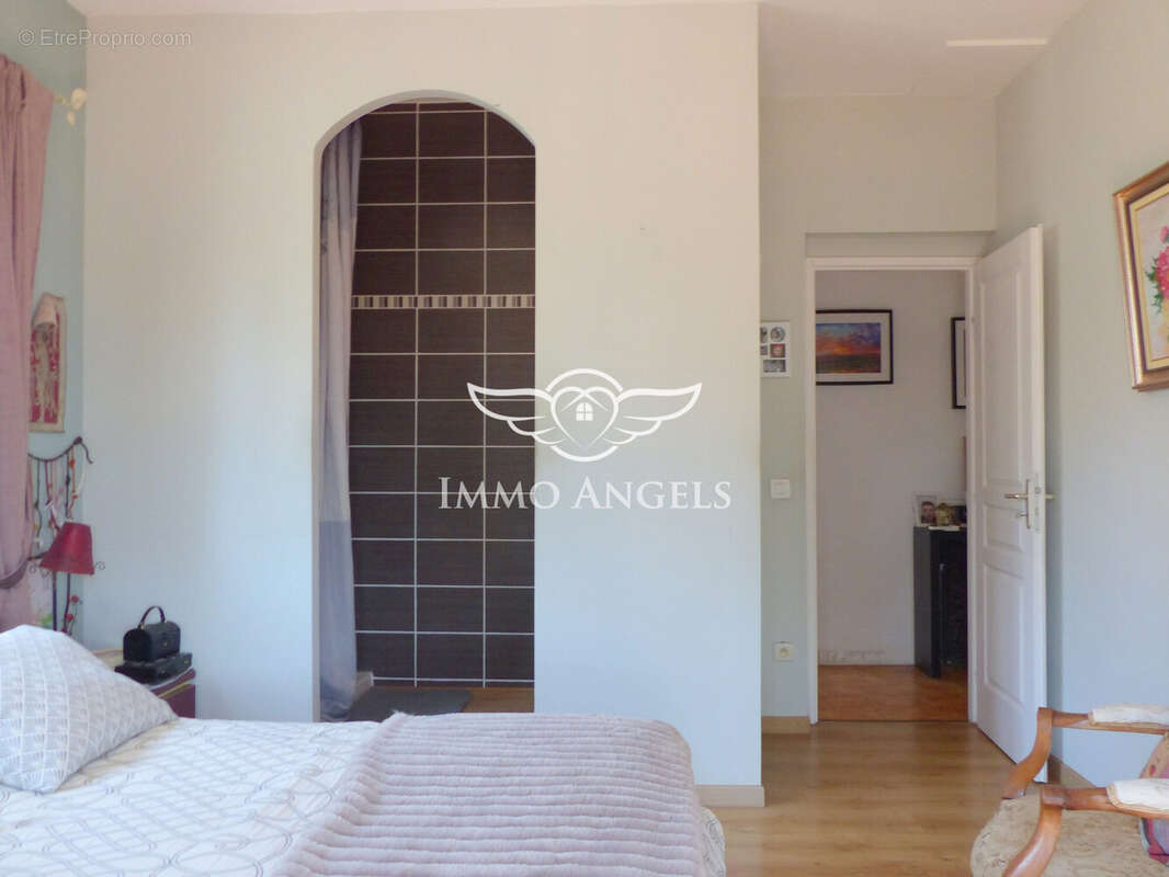 Appartement 101 m² à Lunel-Viel  - photo 8