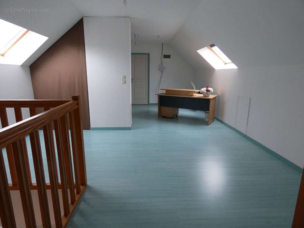 Maison à MOULINS-SUR-YEVRE