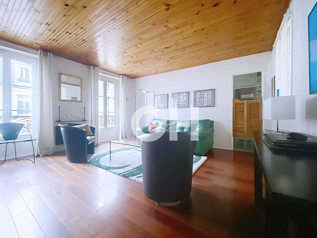 Appartement à PARIS-11E