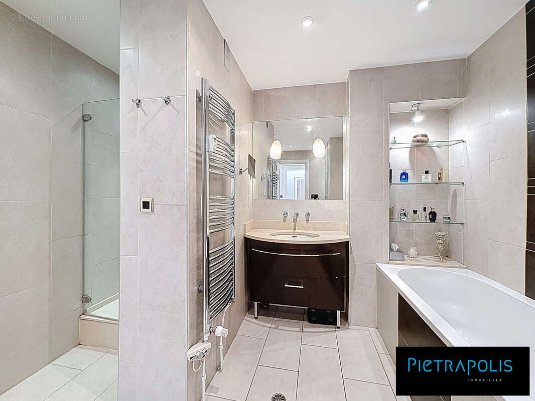 Appartement à LYON-6E