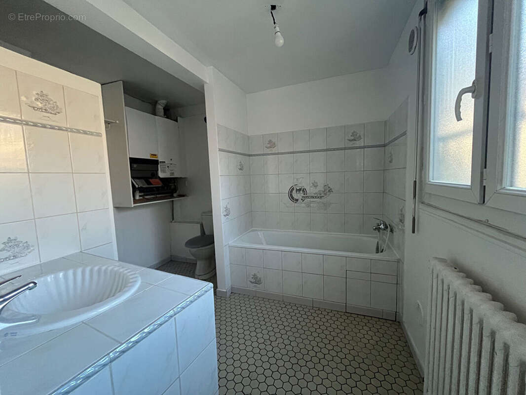 Appartement à LINAS