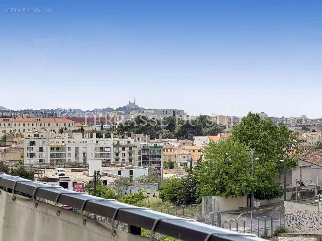 Appartement à MARSEILLE-13E