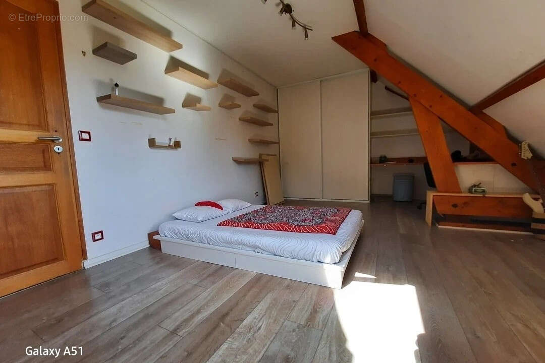 Maison à MAREUIL-LES-MEAUX