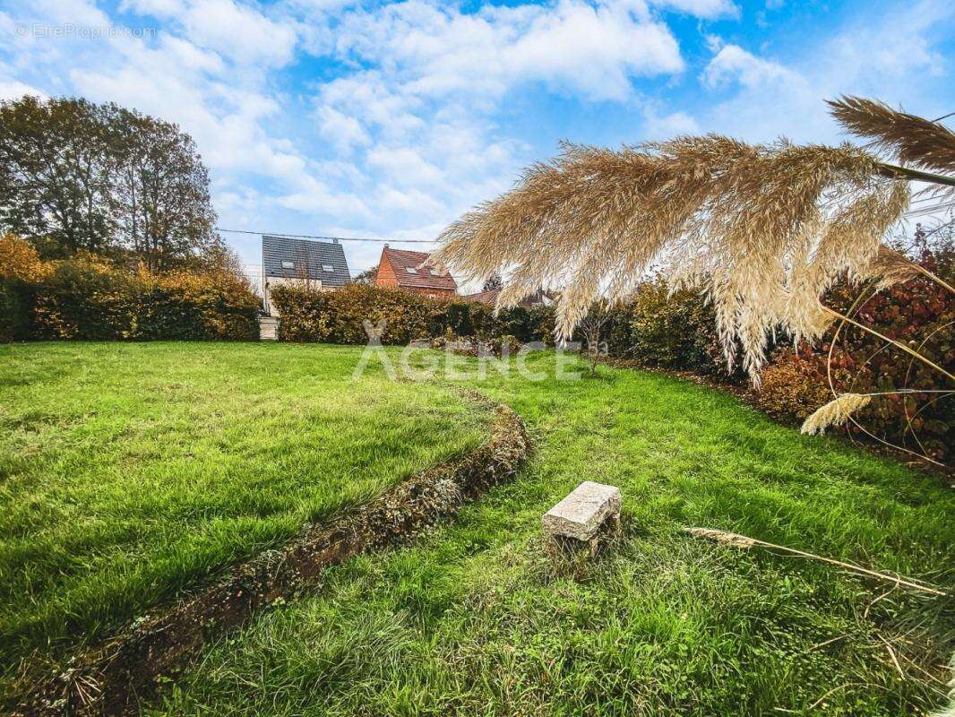 Maison à RECQUES-SUR-HEM