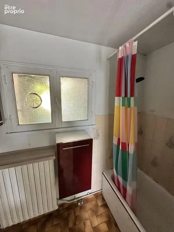 Maison hyper centre 115 m² possibilite 4 chambres a raffraichir - photo 6