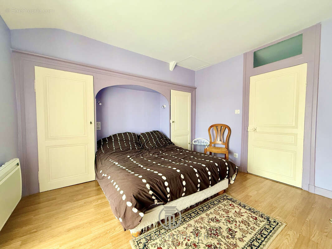 Maison à LA PACAUDIERE