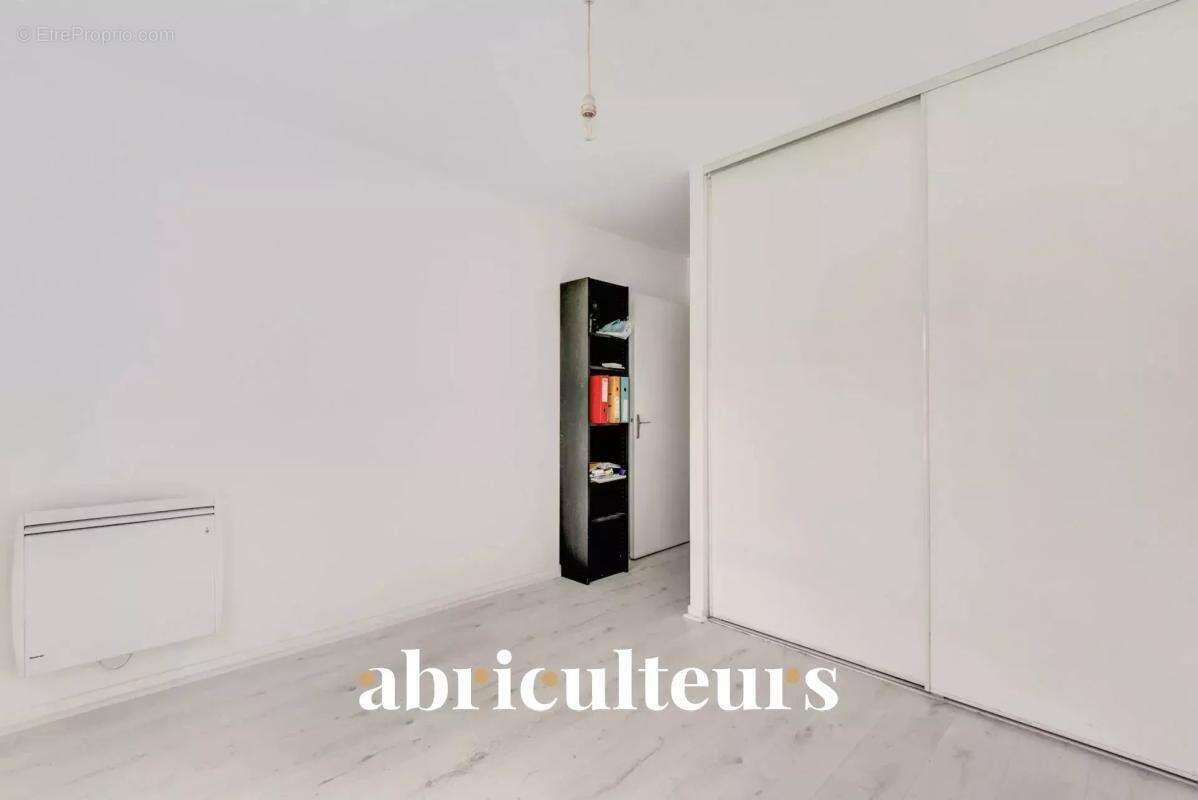 Appartement à ISSY-LES-MOULINEAUX