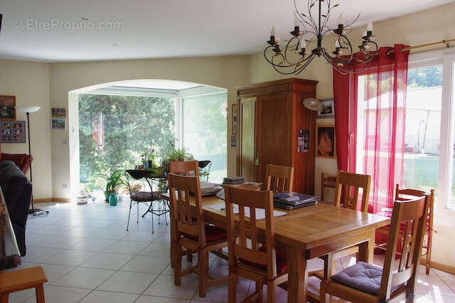 Maison à ESPALY-SAINT-MARCEL