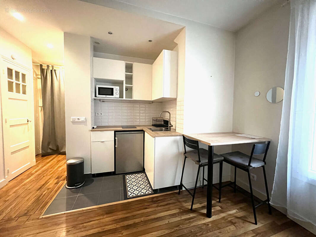 Appartement à PARIS-18E