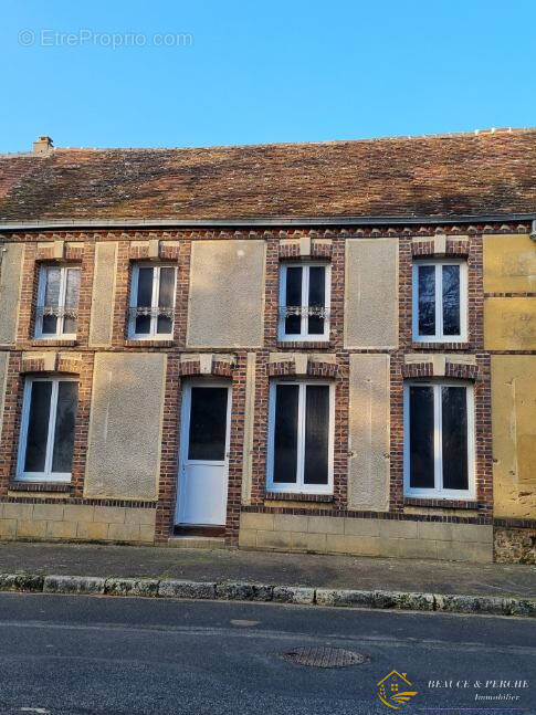 Maison à ILLIERS-COMBRAY