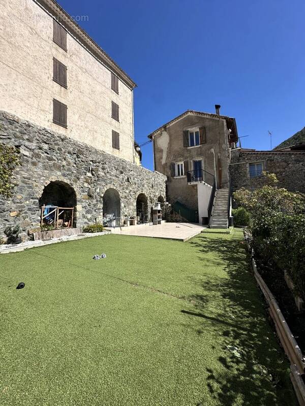 Maison à MALAUSSENE