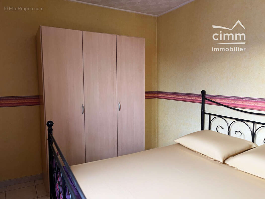 Appartement à FONTAINE