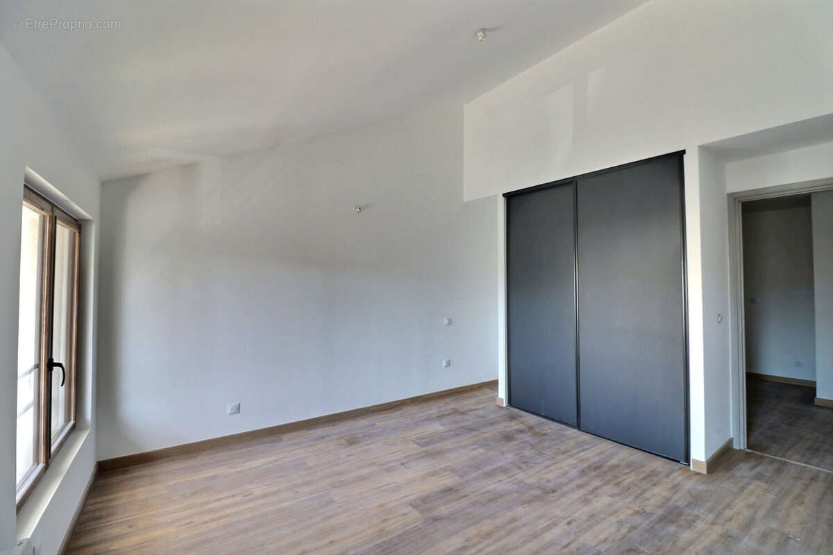 Maison 77 m² à Douvaine  - photo 8