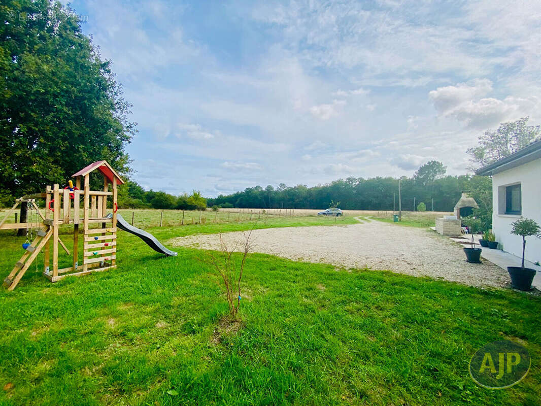 Maison à GAILLAN-EN-MEDOC