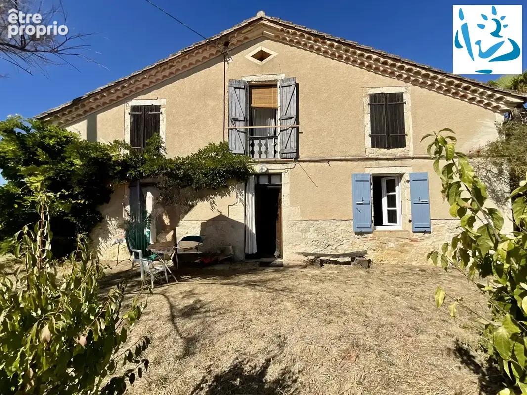 Maison à MAUBEC