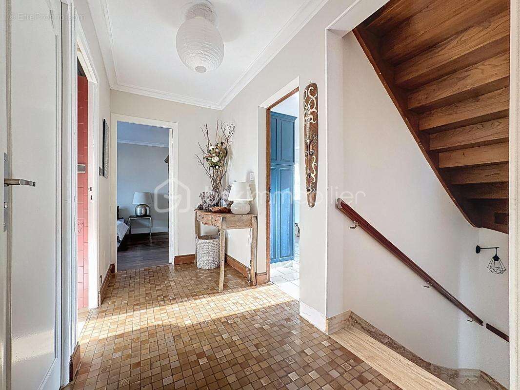 Maison à TOURLAVILLE