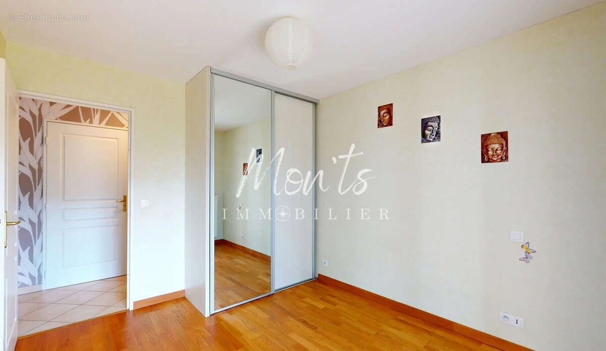 Appartement à VALLEIRY
