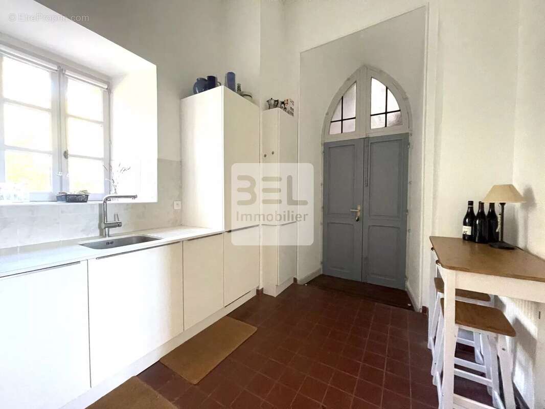 Appartement à VILLENEUVE-LES-AVIGNON
