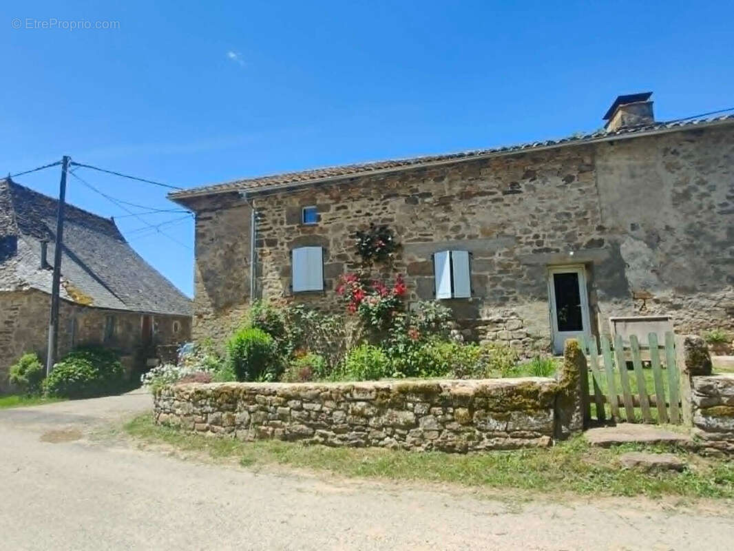 Coup de coeur : Superbe maison en pierre entièrement restaurée - photo 7