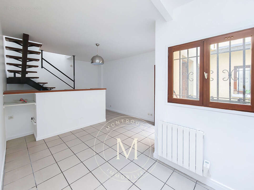 Appartement en duplex à Montrouge 2 pièce(s) 33 m2 - photo 2