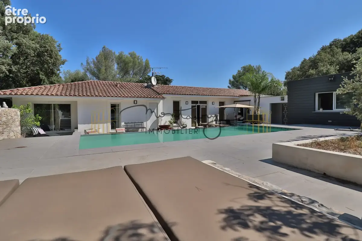 Maison à NIMES