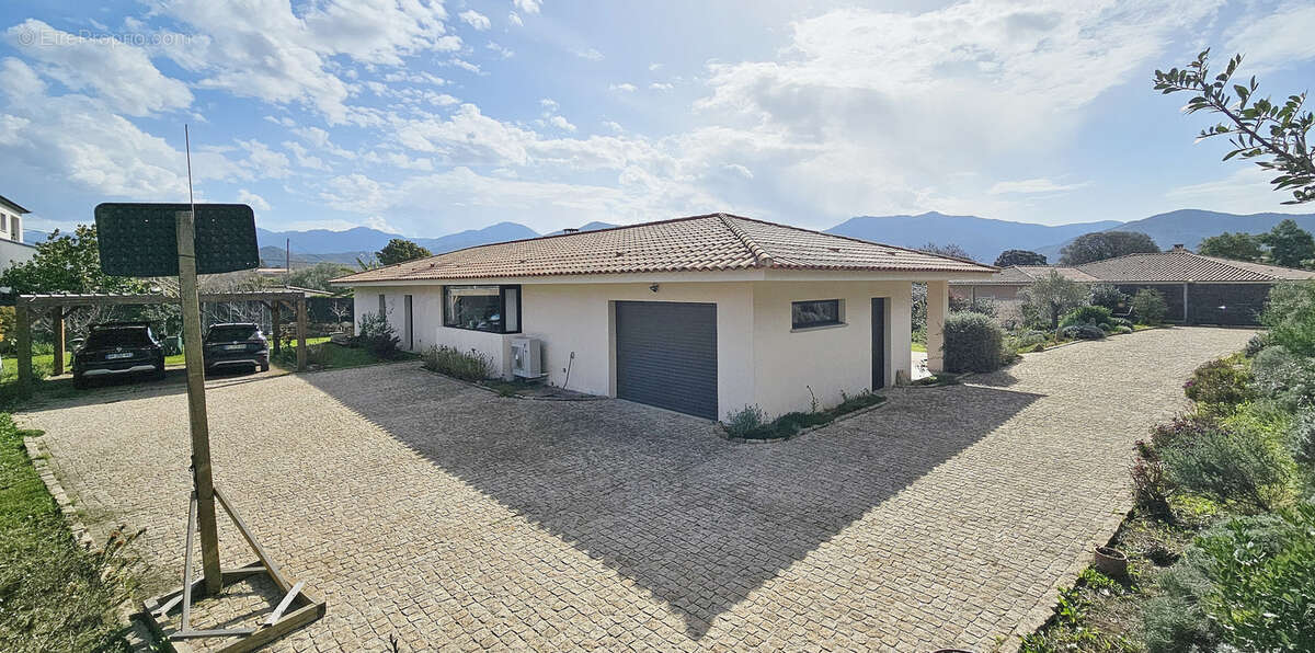 Maison à BASTELICACCIA