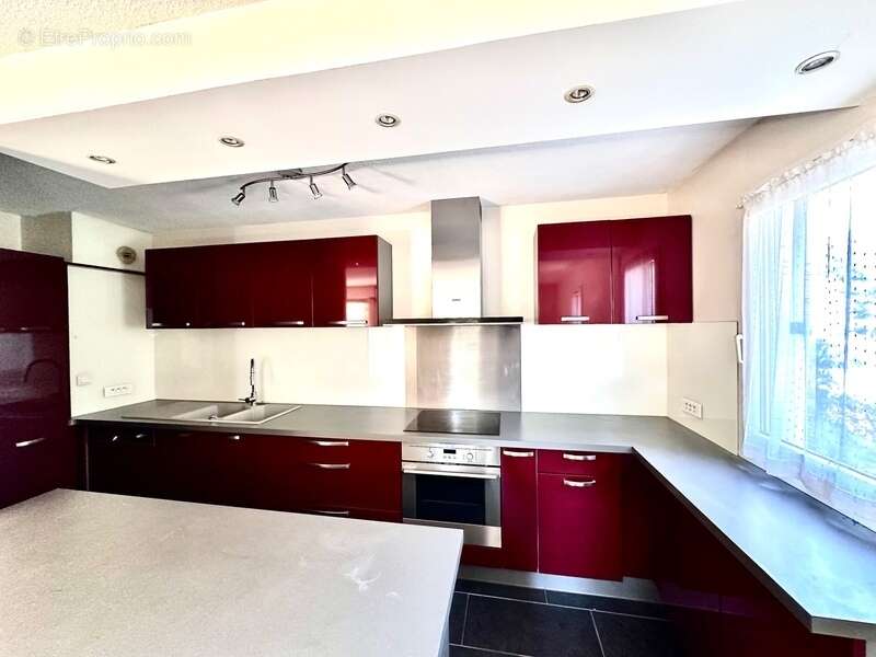 Appartement à MARSEILLE-9E