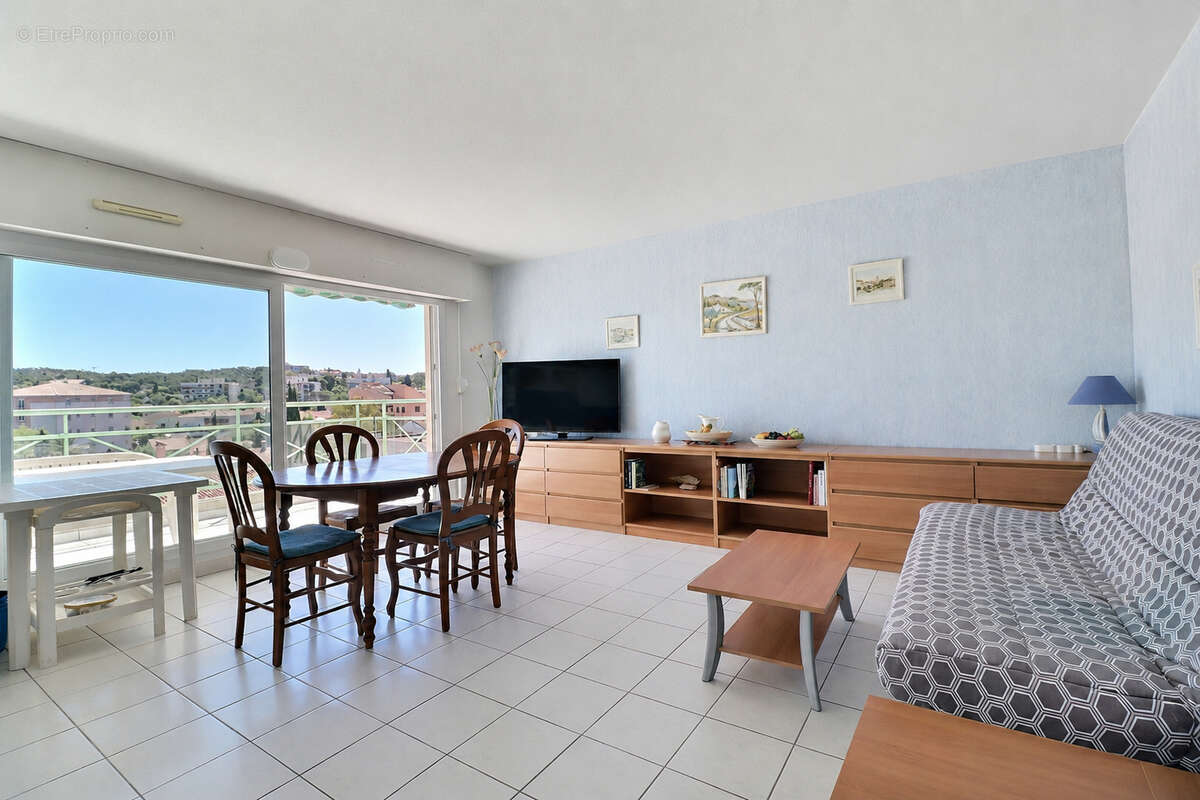 Appartement à SAINT-RAPHAEL