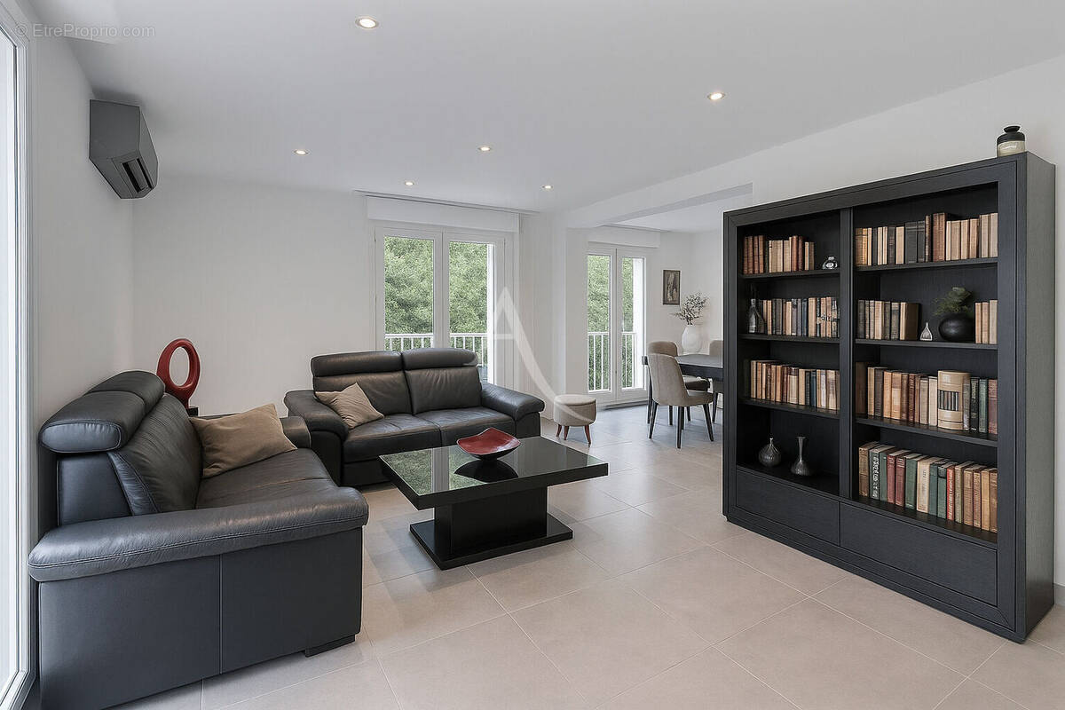 Appartement à MARSEILLE-11E