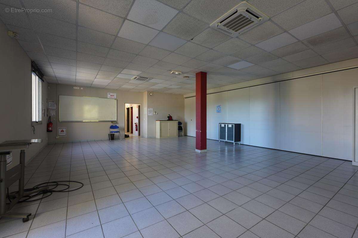 Appartement à VENELLES