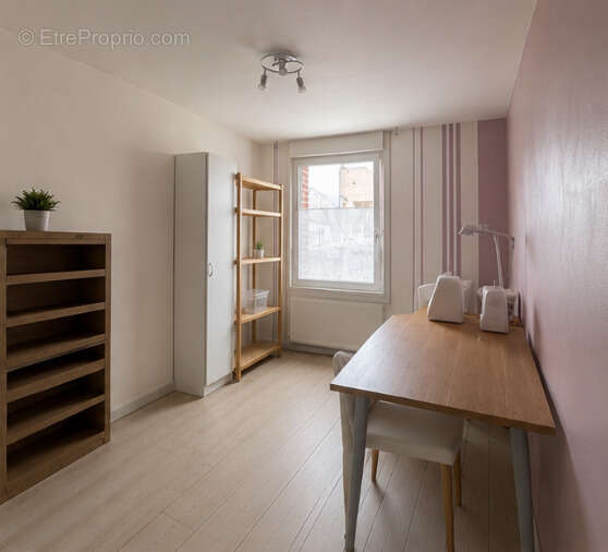 Maison rénovée de 120 m2   3 chambres, jardin et espace bureau à Marly - photo 7