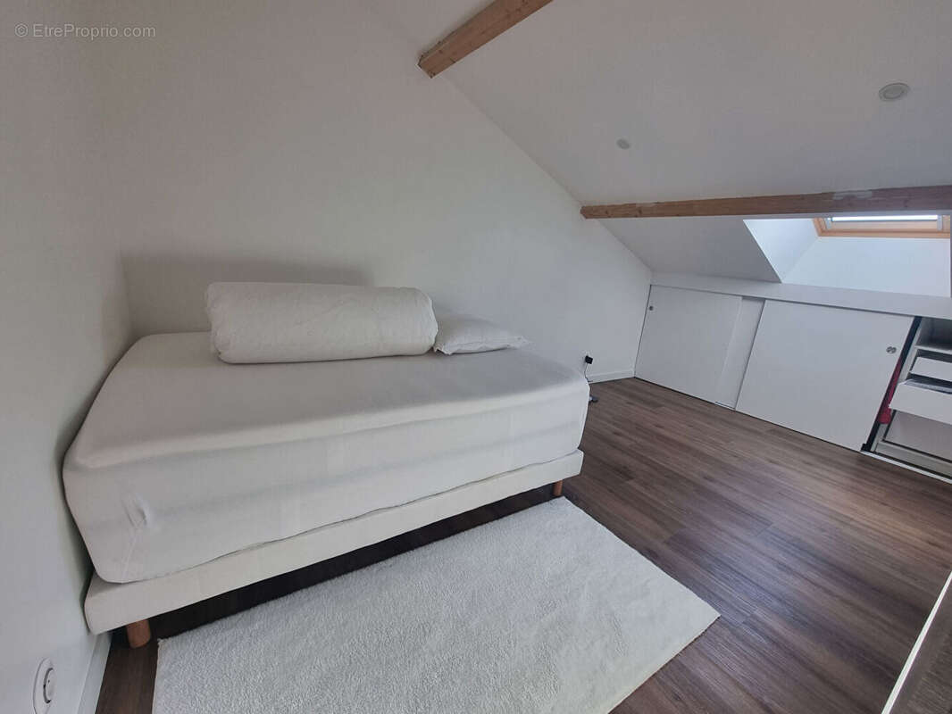 Maison à SAINT-QUENTIN-SUR-LE-HOMME