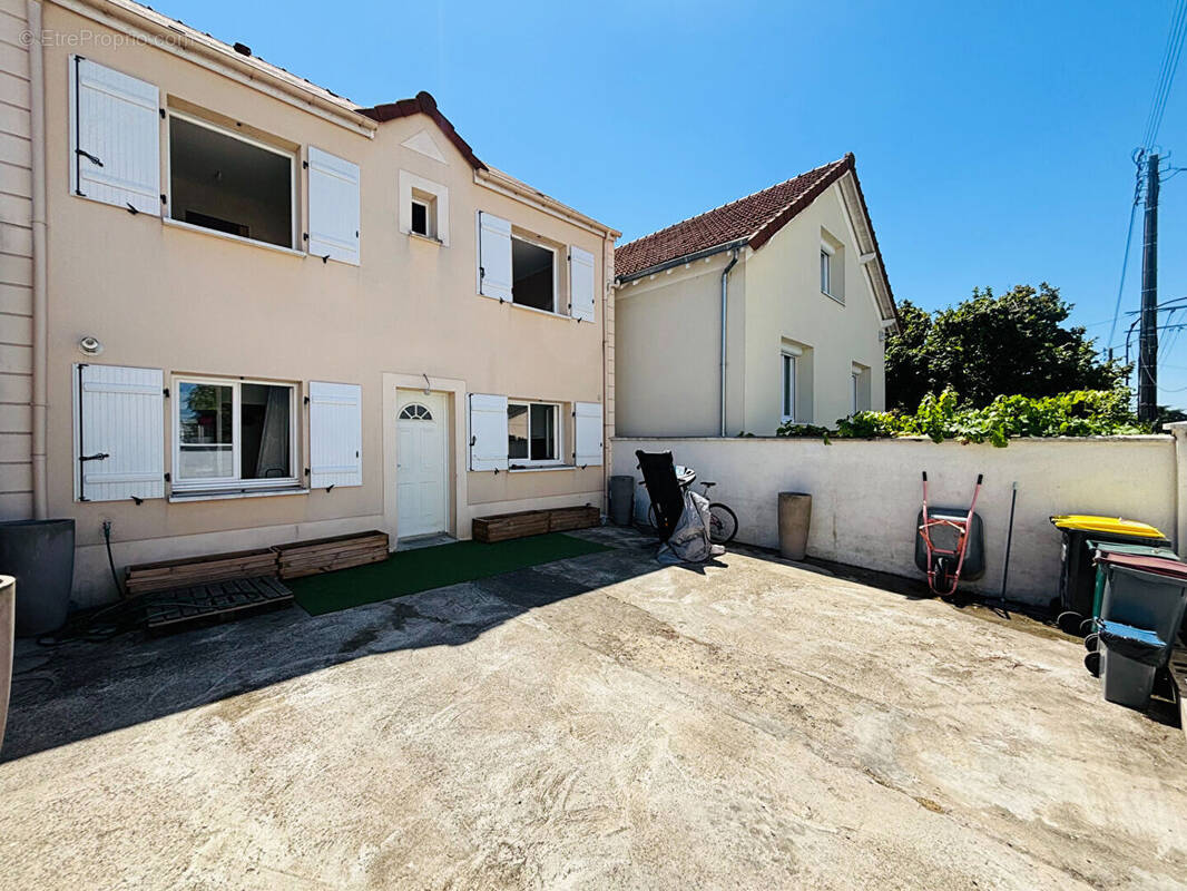 Maison à BEZONS