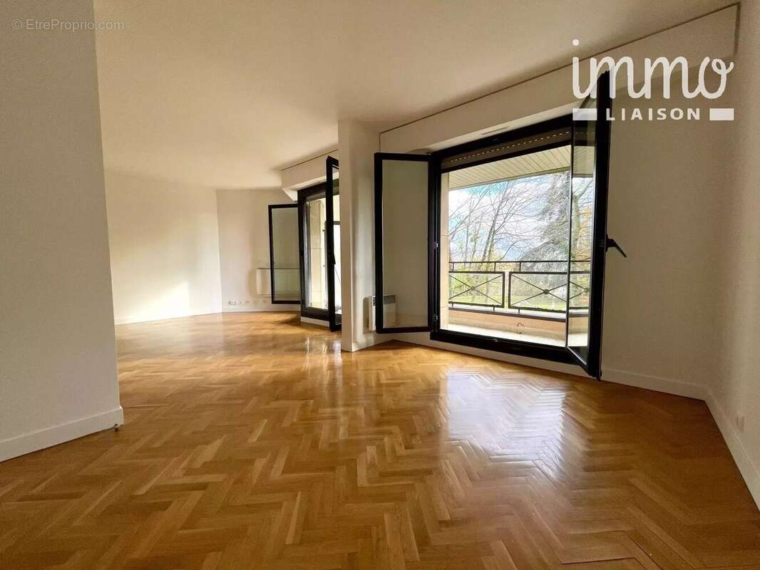 Appartement à VERSAILLES