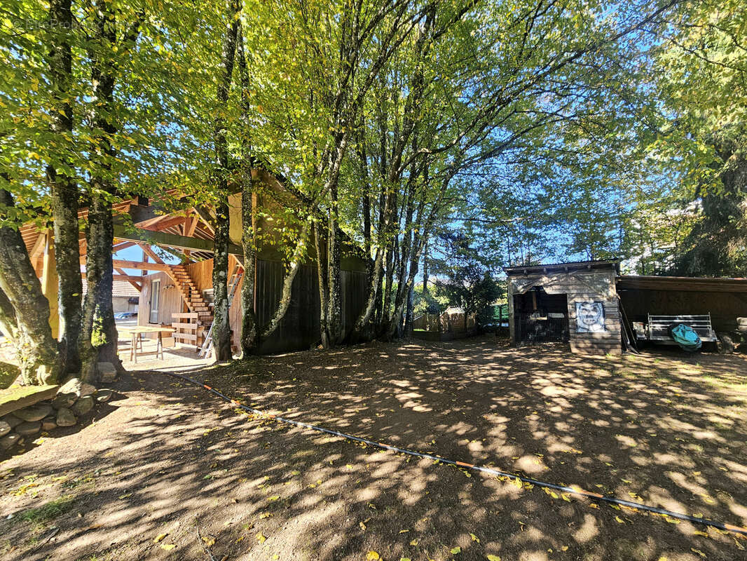 Maison à CHAMPAGNEY