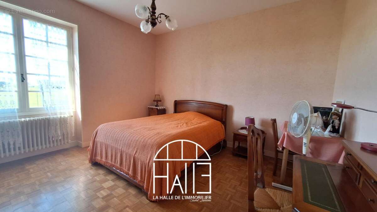 Maison 110 m² à Chassenon  - photo 6