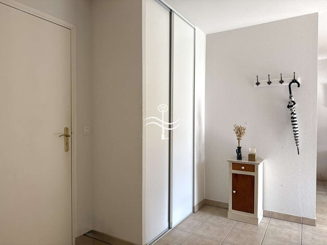 Appartement à LA RIVIERE-SAINT-SAUVEUR