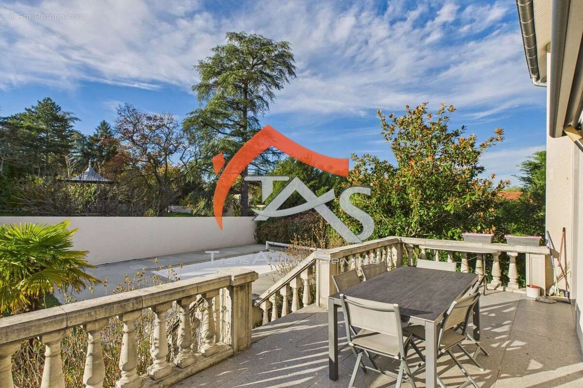 Maison à SAINT-CHAMOND