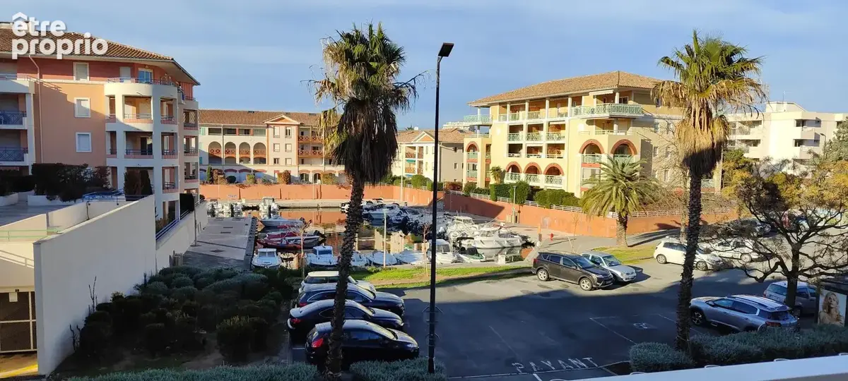 Appartement à FREJUS