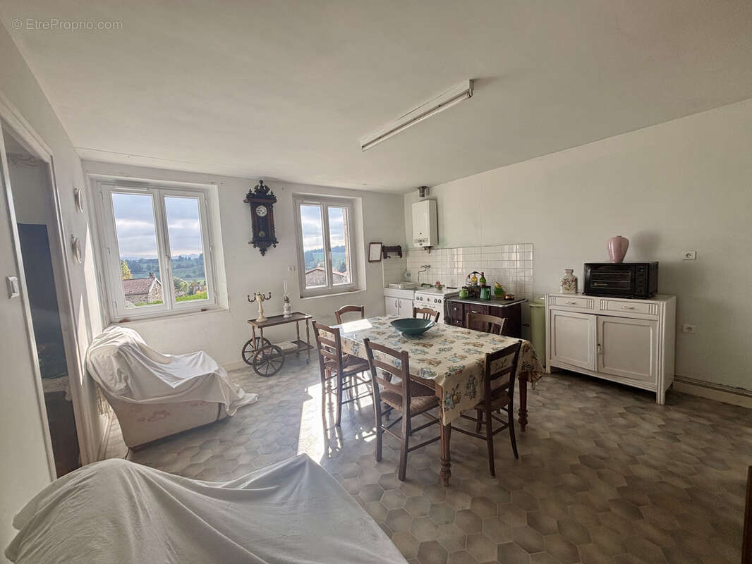 Maison à LES VILLETTES