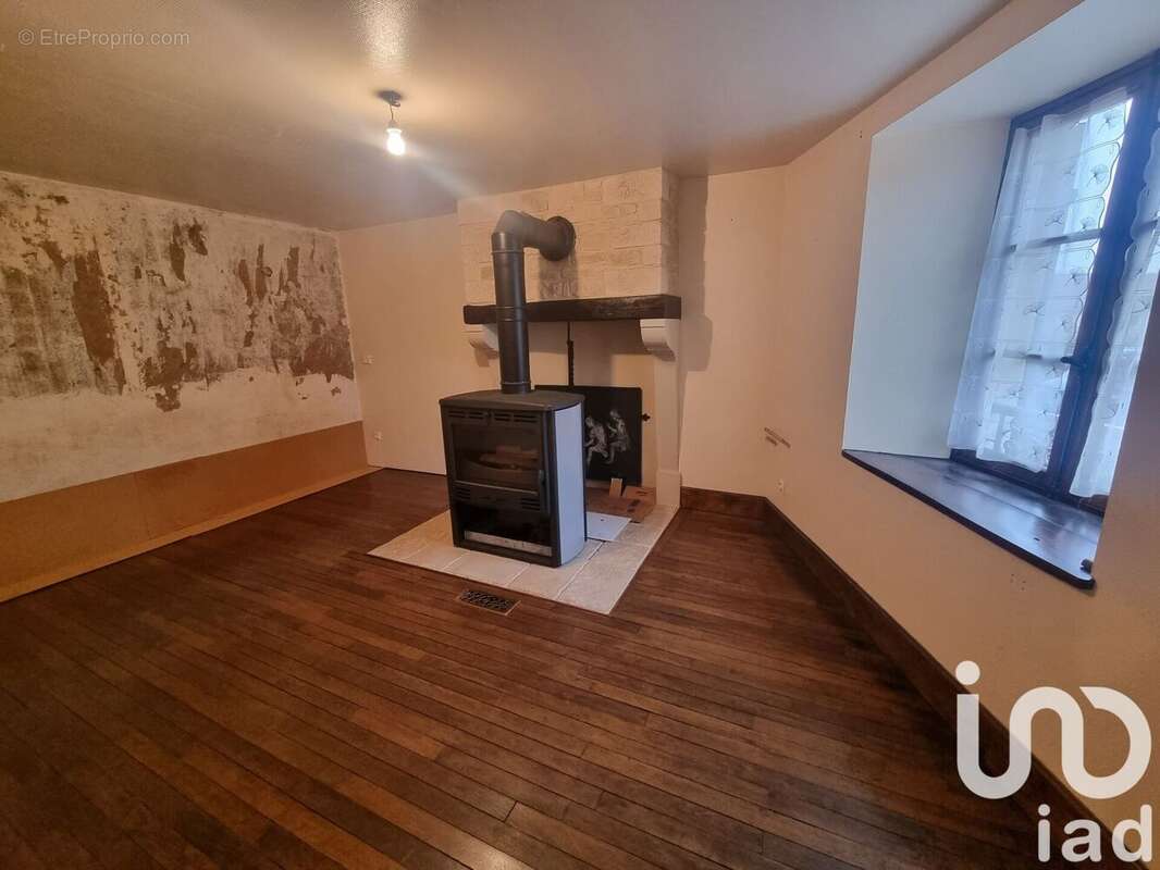 Photo 8 - Maison à ARTAISE-LE-VIVIER