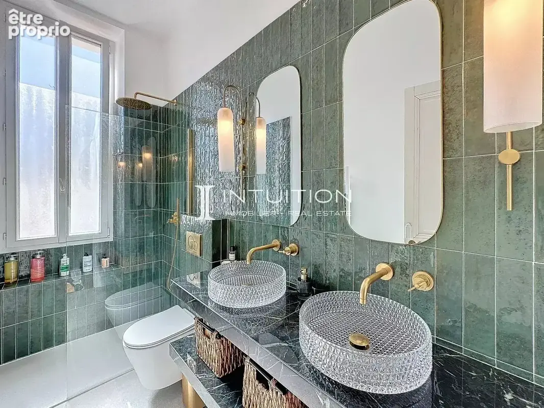 Antibes - Centre : Vaste appartement bourgeois avec terrasse - photo 22